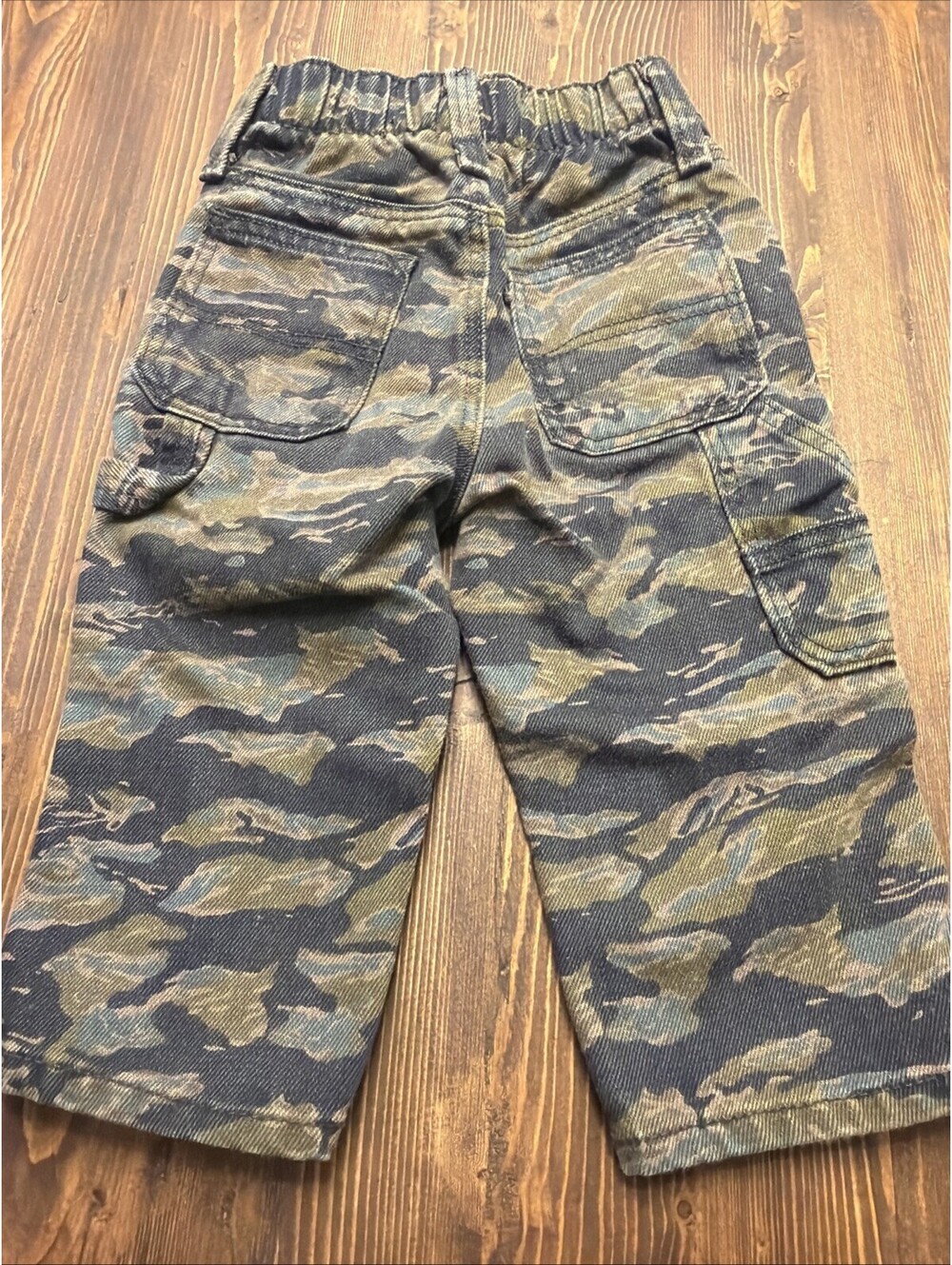 Unisex ToddlerOld Navy Camo Carpenter Jeans 12-18 Months